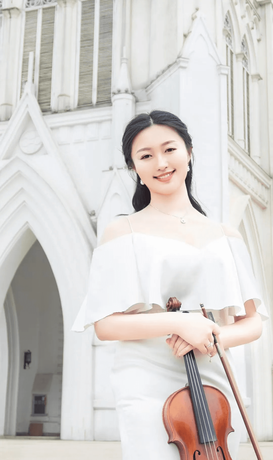 宋维萱,乐团首席 · 小提琴教师